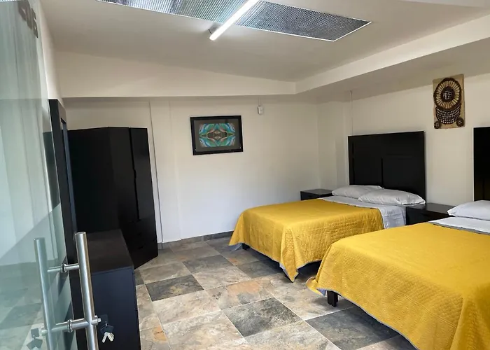 Downtown Treasure Place Guest house *